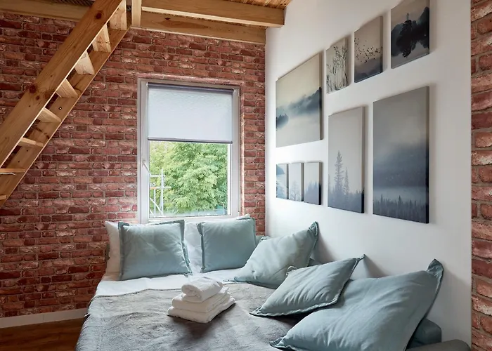 Starolecka Apartment With Mezzanine