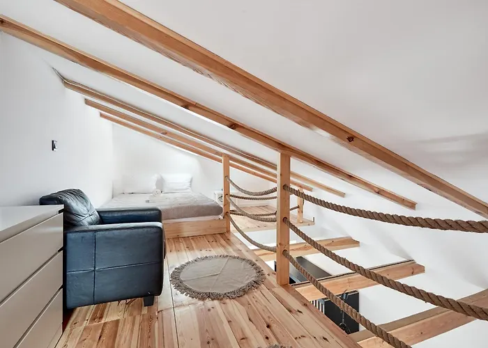 Starolecka Apartment With Mezzanine
